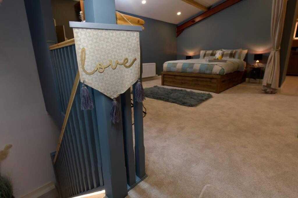 Dungiven Flanders Loft Luxury Apartment With Sauna מראה חיצוני תמונה