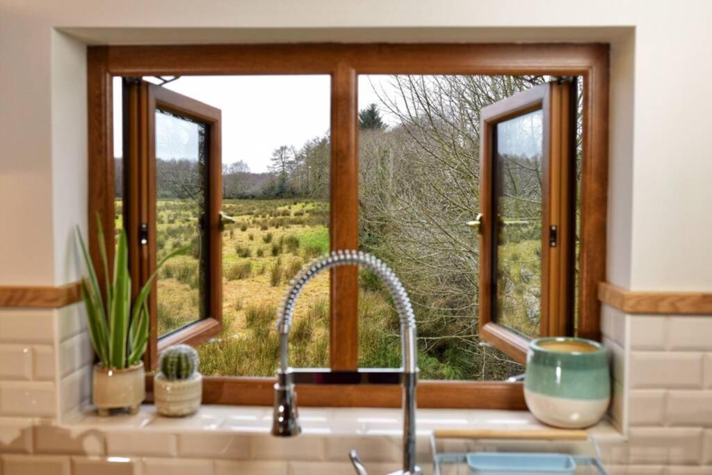 Dungiven Flanders Loft Luxury Apartment With Sauna מראה חיצוני תמונה